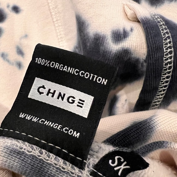 CHNGE Cookies and Cream Sweatshirt - Picture 3 of 5